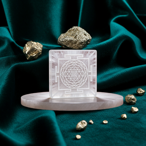 Salenite shree yantra plate